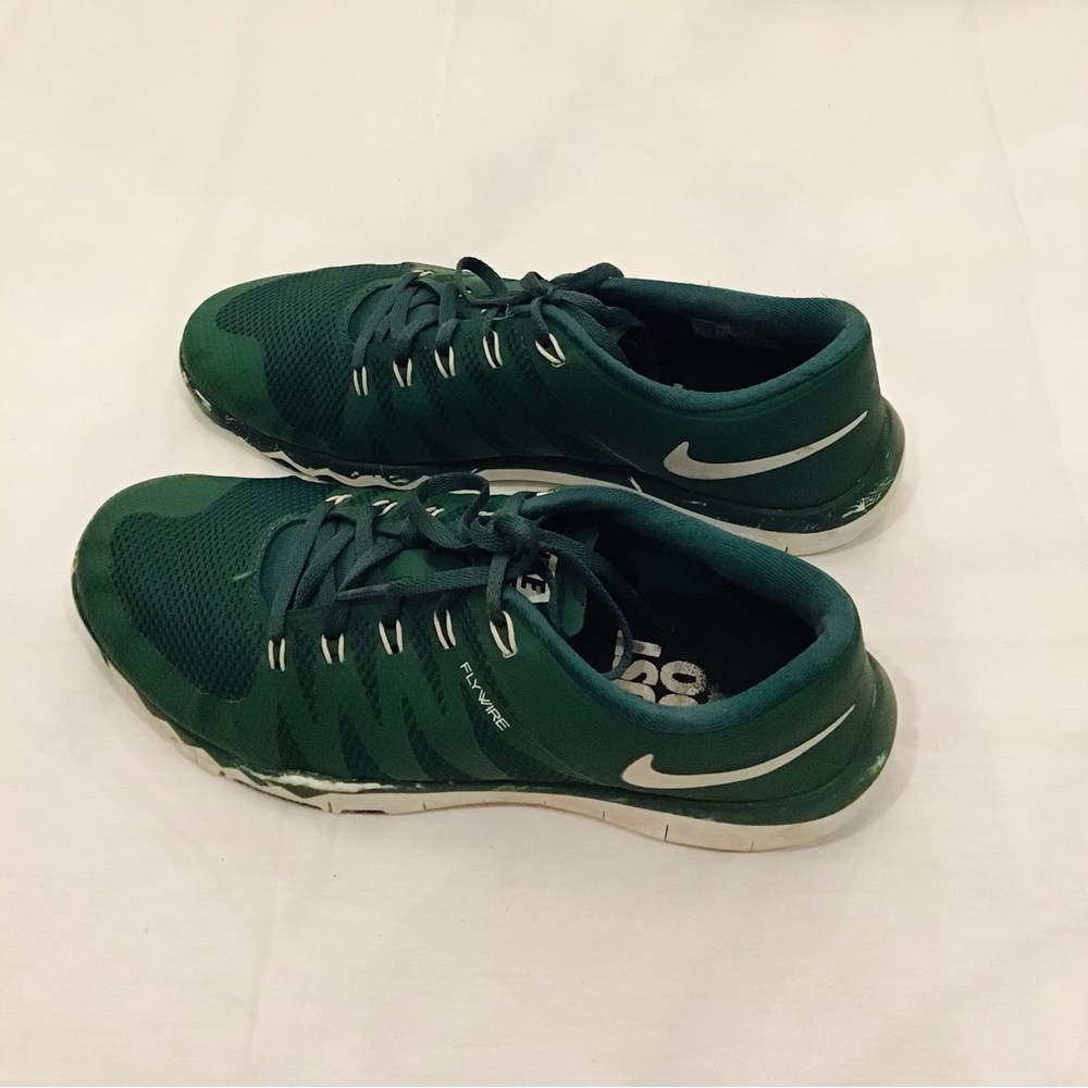 Nike Men’s Green and White Athletic Running Shoes